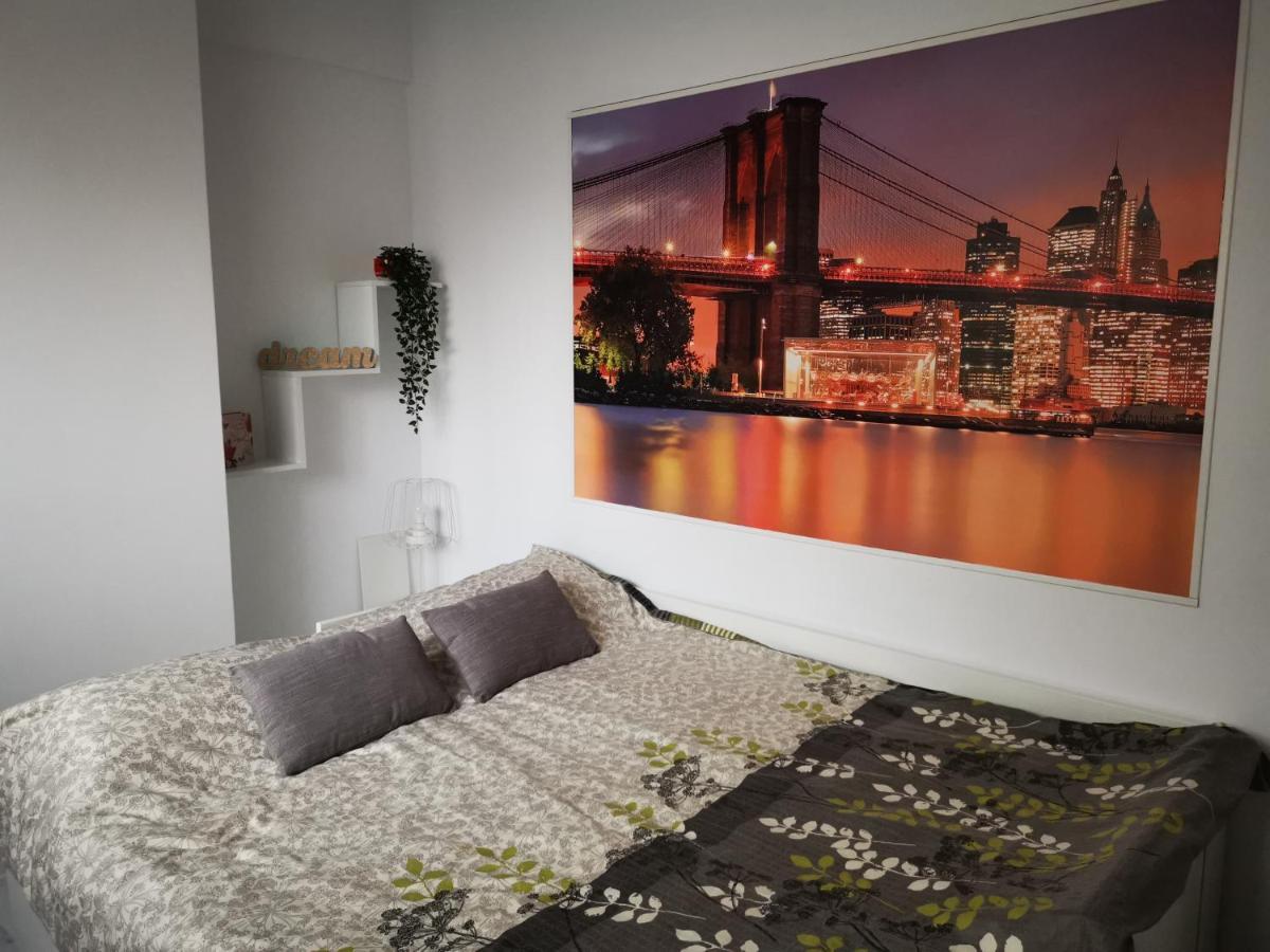 Iasi Jacuzzi Apartment A Екстериор снимка