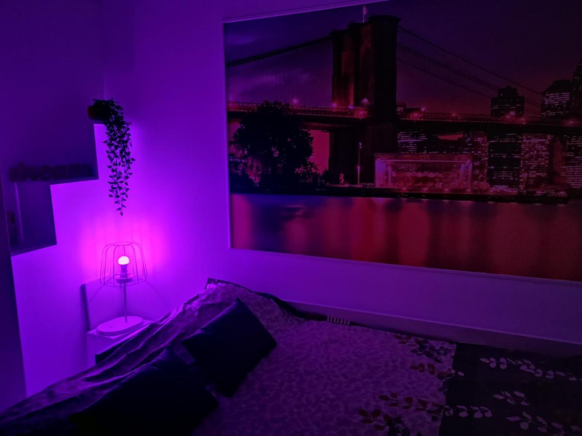 Iasi Jacuzzi Apartment A Екстериор снимка